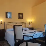 Bed & Breakfast Antico Palazzo Spinola 4*
