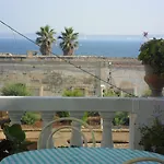 Antico Palazzo Spinola Bed & Breakfast 4*