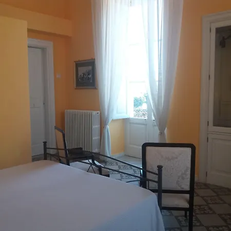 住宿加早餐酒店 Antico Palazzo Spinola 加利波利