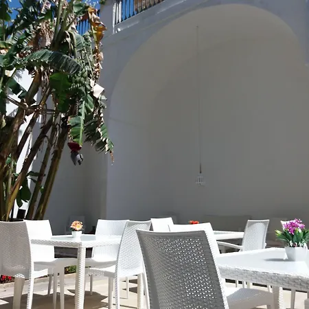 Antico Palazzo Spinola 4*