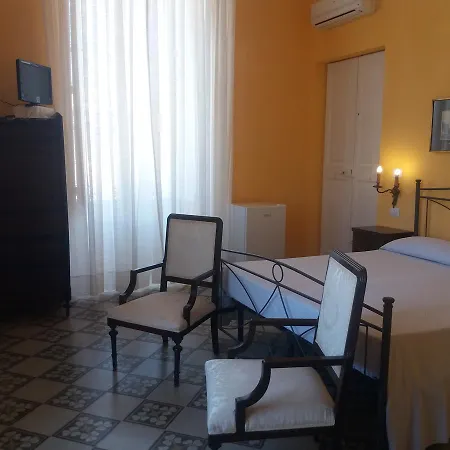 住宿加早餐酒店 Antico Palazzo Spinola 加利波利