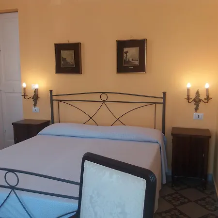 Antico Palazzo Spinola 住宿加早餐酒店 3*