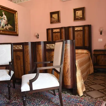 Antico Palazzo Spinola 3* 加利波利