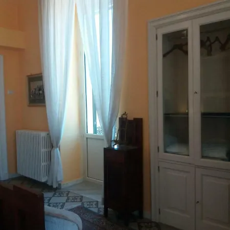 Antico Palazzo Spinola 3*