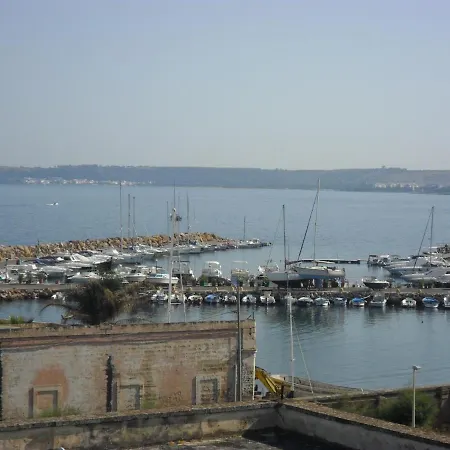 住宿加早餐酒店 Antico Palazzo Spinola 加利波利