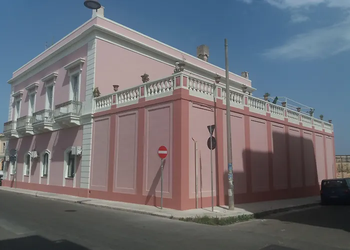 Antico Palazzo Spinola Frühstückspension Gallipoli